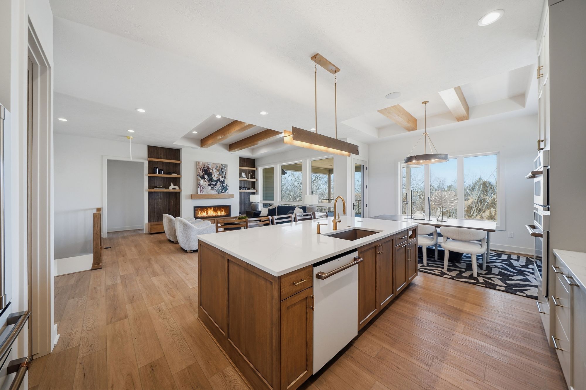 514 Courtyard Ct